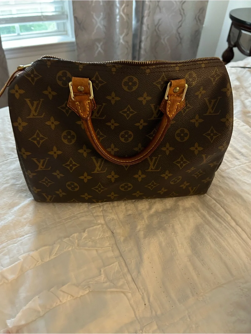 Louis Vuitton speedy 30